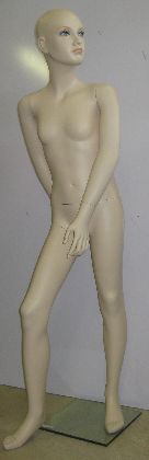 Detská figurína-dievča, výška 1,5m; telová farba