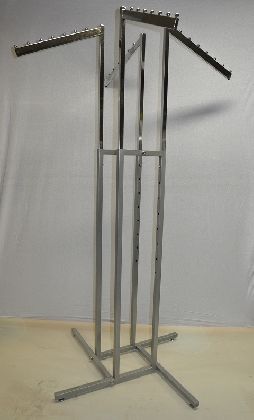 Pochromovaný štvorramenný stojan šíkmé ramená